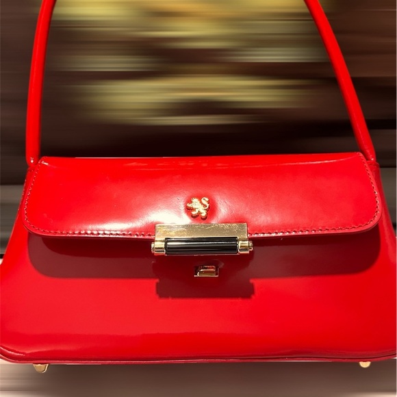 ITALIAN LUX BAG PURCHASED THERE. FAMOUS LION LOGO, DUST BAG PRATESI BRAND - Picture 4 of 10